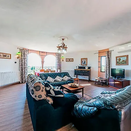 Villa Castell Bohio
